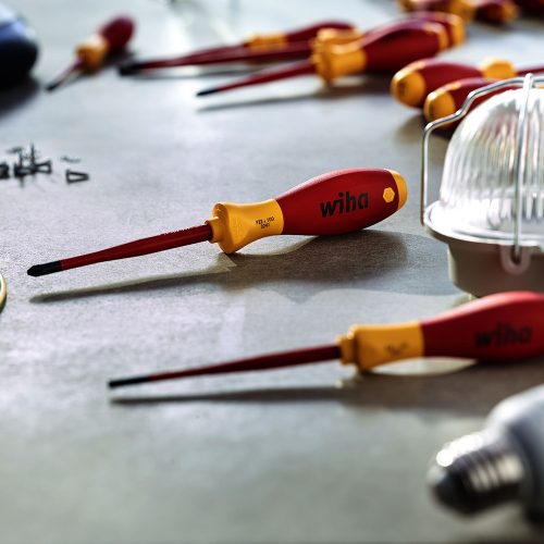 Wiha PZ2x100 SoftFinish electric slimFix VDE Pozidriv csavarhúzó (35396)