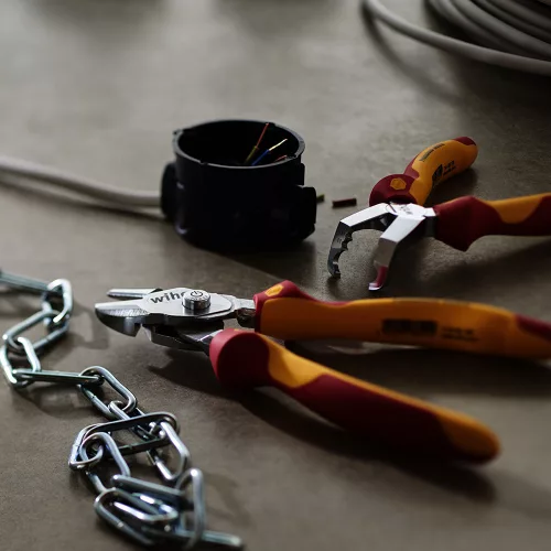 Wiha BiCut Professional electric VDE oldalcsípő és erővágó 200 (38191)