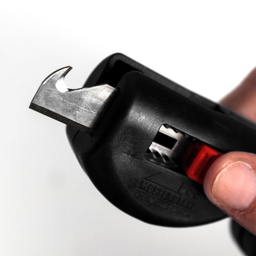 Wiha kábelcsupaszító 4in1 Multi-tool kerek kábelekhez kampós pengével 125mm (44242)