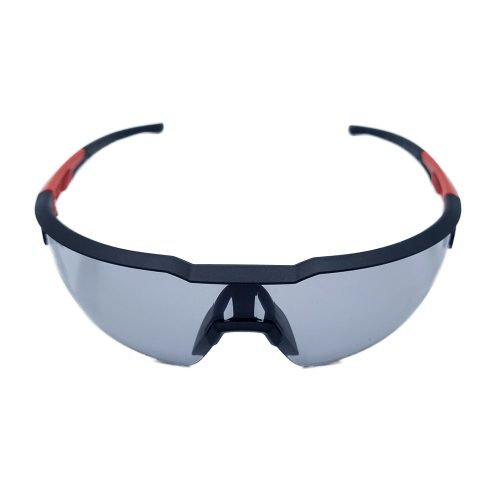 Milwaukee védőszemüveg szürke, füst párásodásmentes (4932478907)
